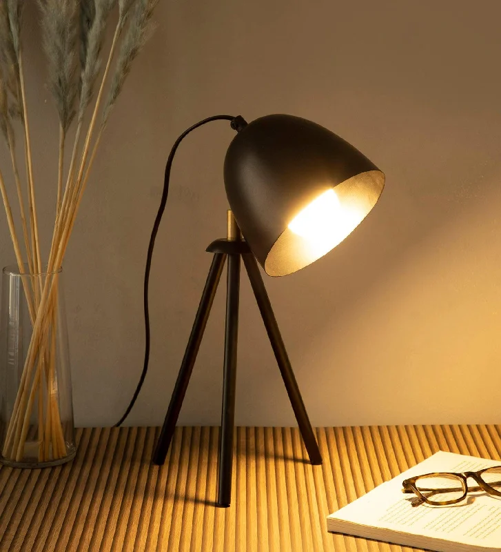 Anis Tripod Desk Lamp Black