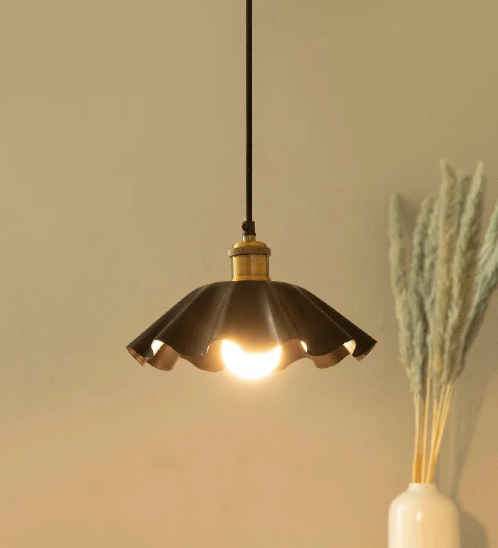 Kavit Pendant Light