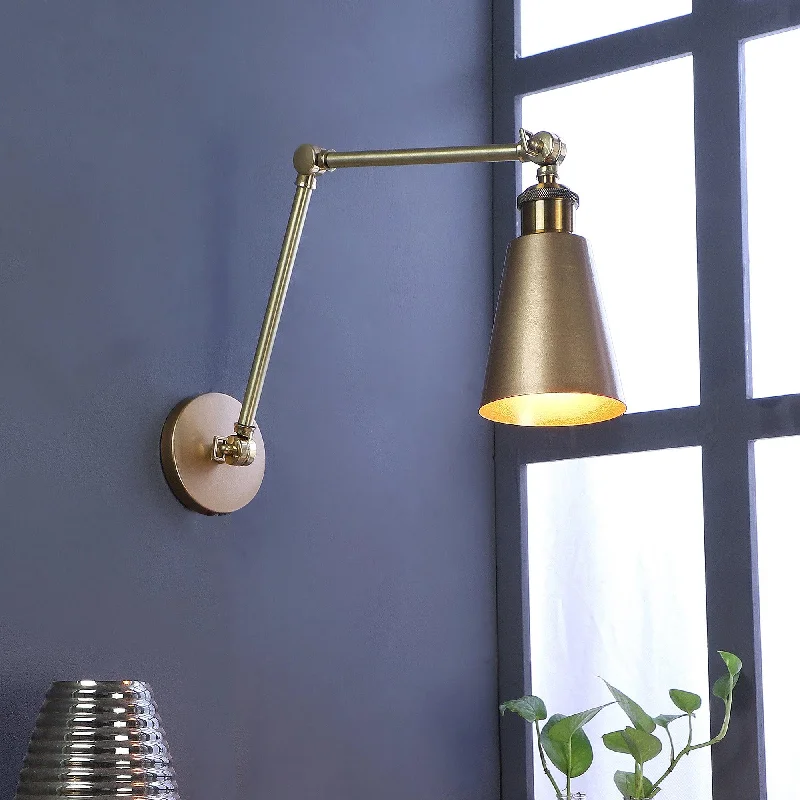 Morden Brass Metal Wall Light by SS Lightings