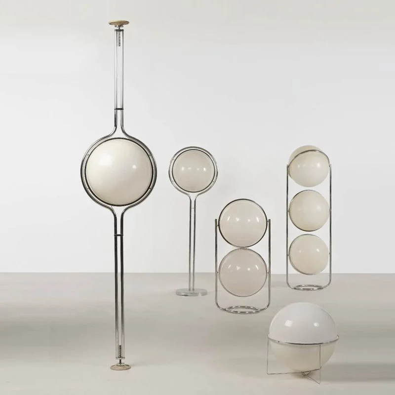 Acrylic Ball Floor Lamp - Illuminating Home Décor